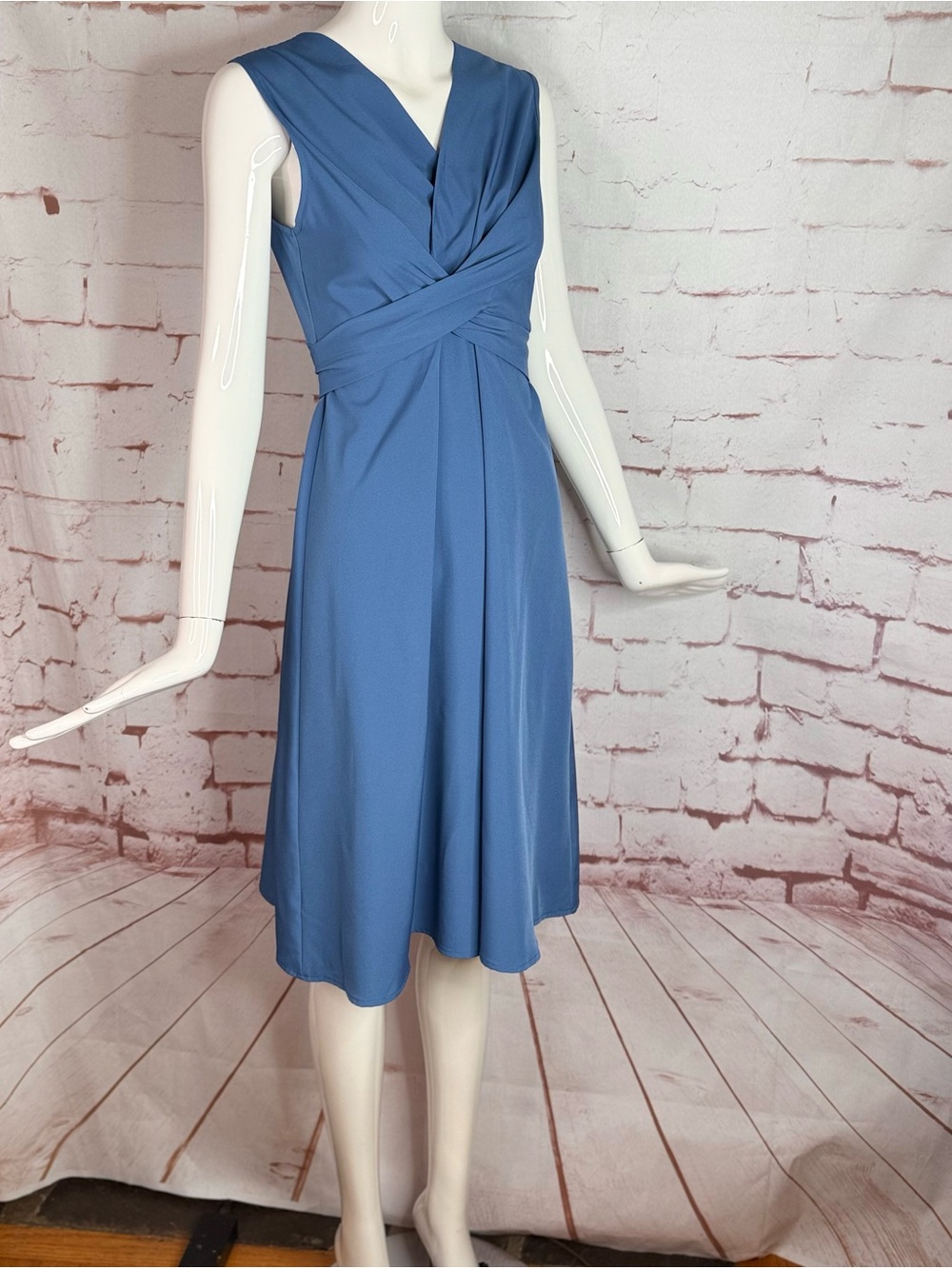 Slate Blue Wrap Dress Lightweight Sleeveless Knee Length Size XS New With Tag - Picture 15 of 16